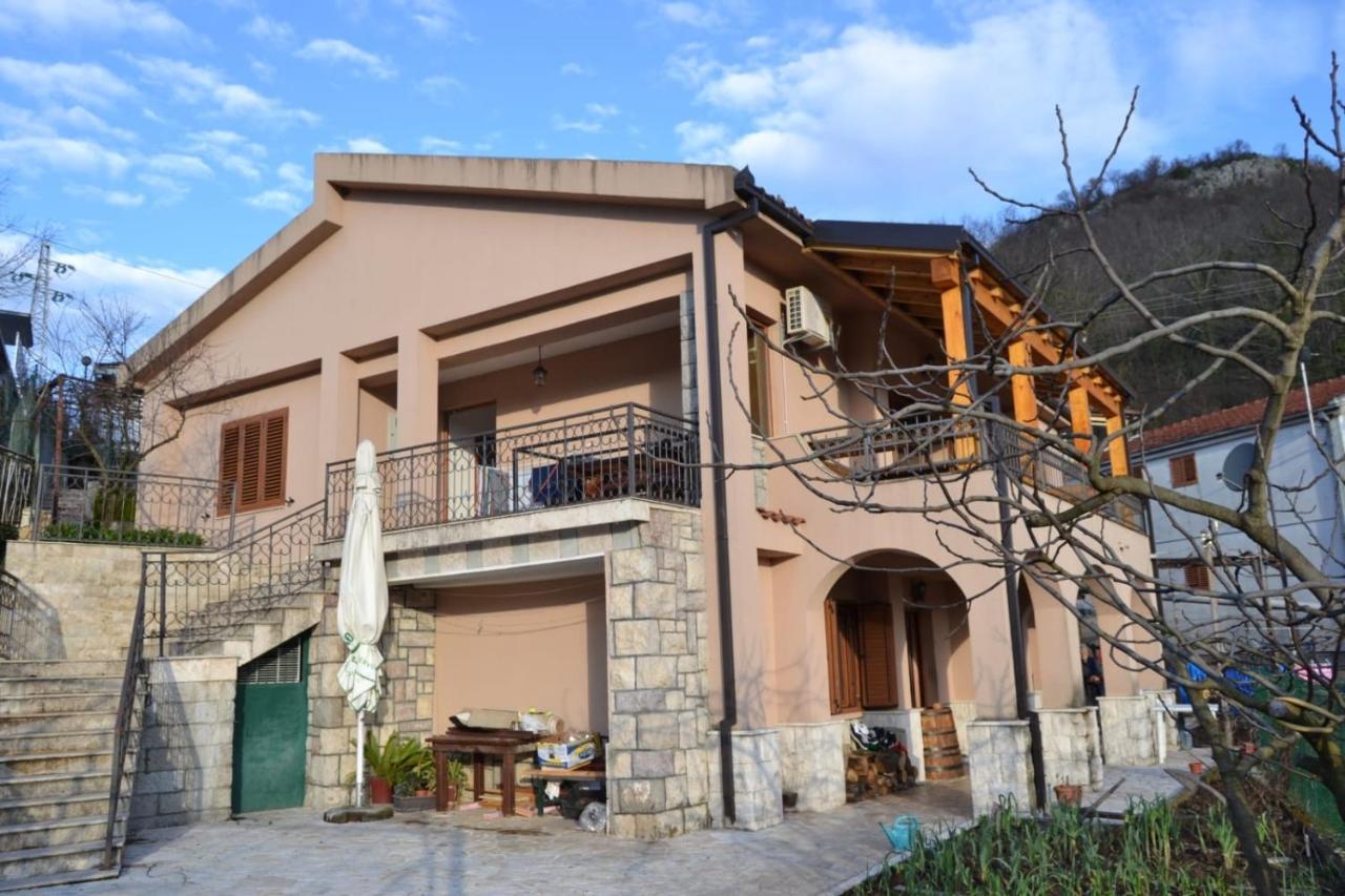Guest House Radoman 威尔帕扎 外观 照片